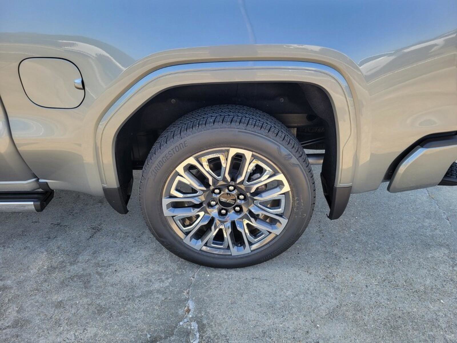 New 2026 GMC Sierra 1500 Denali Ultimate image 10