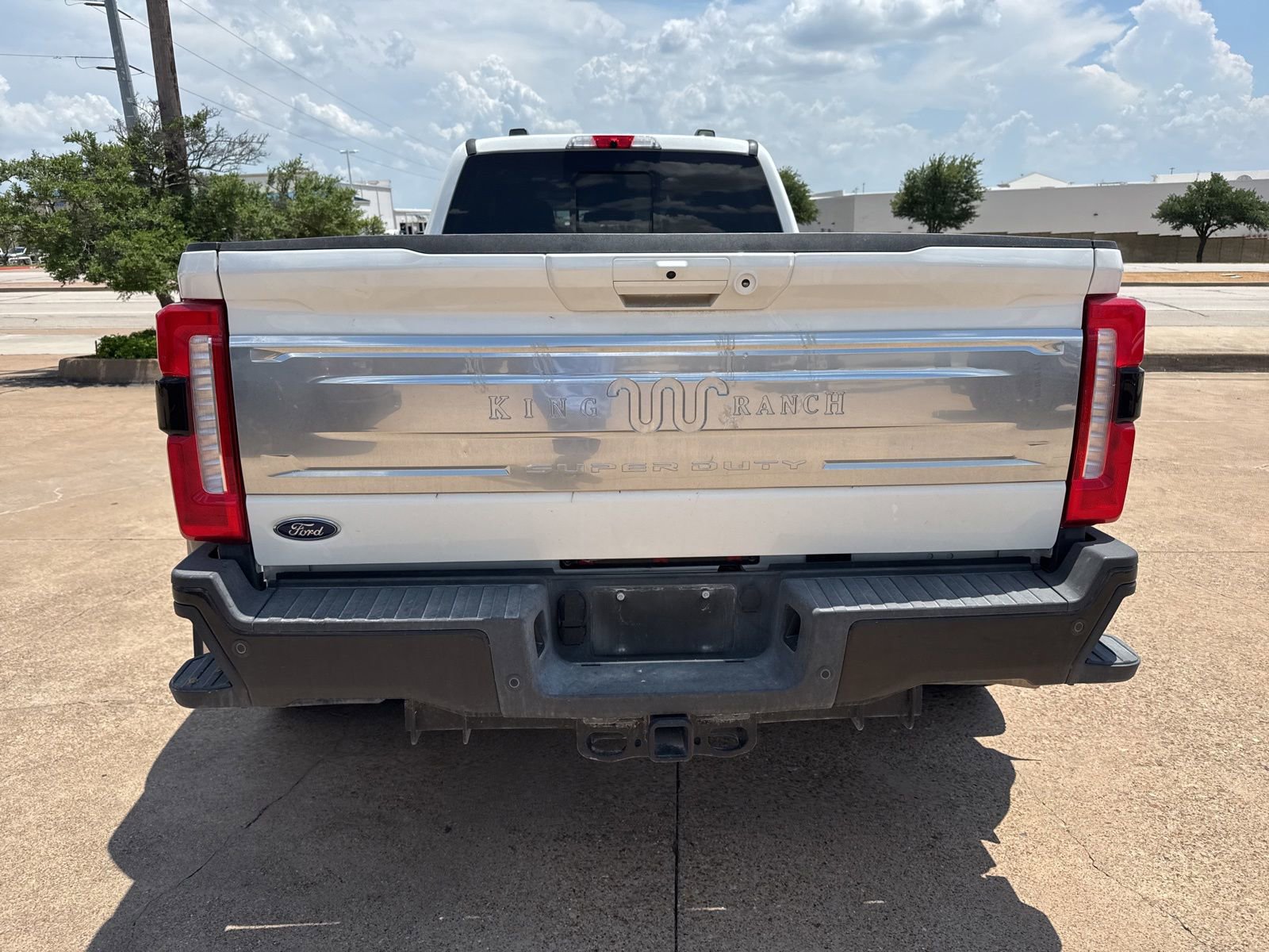 Used 2024 Ford F350 King Ranch w/ FX4 Off-Road Package AWD/4WD image 6