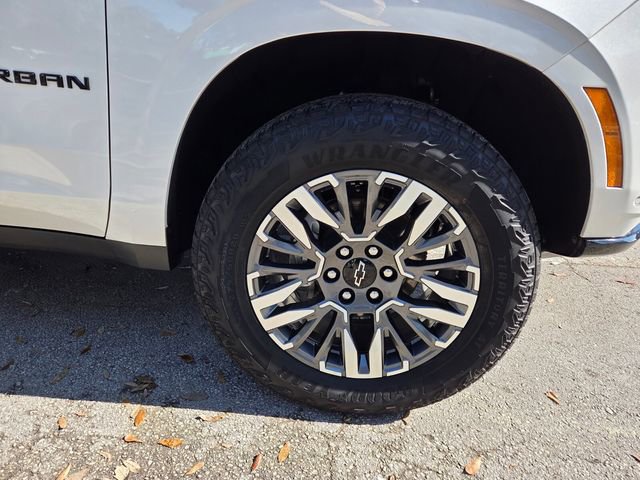 Certified 2025 Chevrolet Suburban Z71 image 27