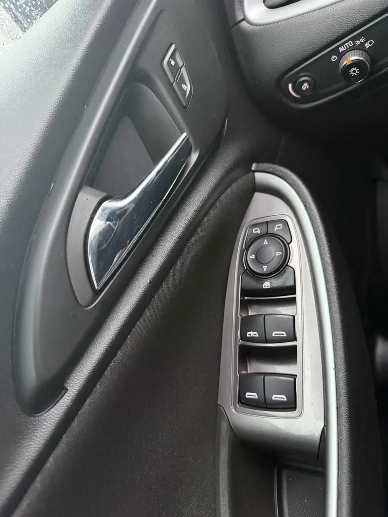 Used 2023 Chevrolet Malibu LT FWD image 22