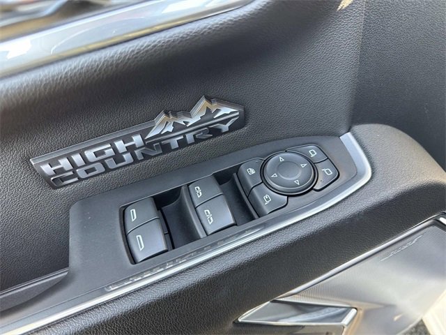 Used 2023 Chevrolet Silverado 1500 High Country w/ High Country Premium Package image 12