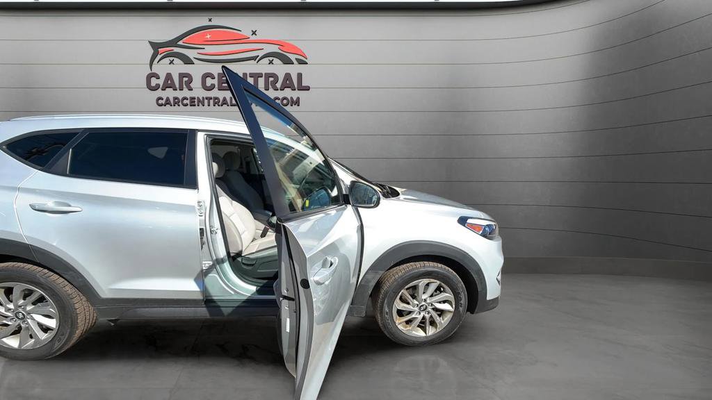 Used 2016 Hyundai Tucson SE w/ Option Group 02 image 8