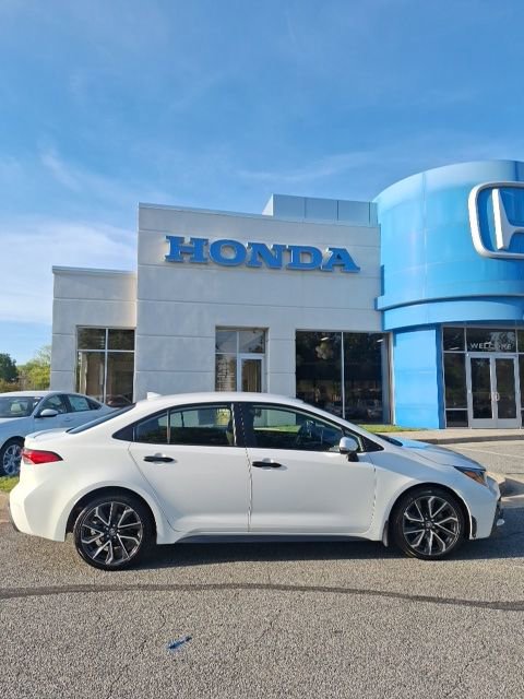 Used 2021 Toyota Corolla SE w/ Carpet Mat Package (TMS) FWD image 5