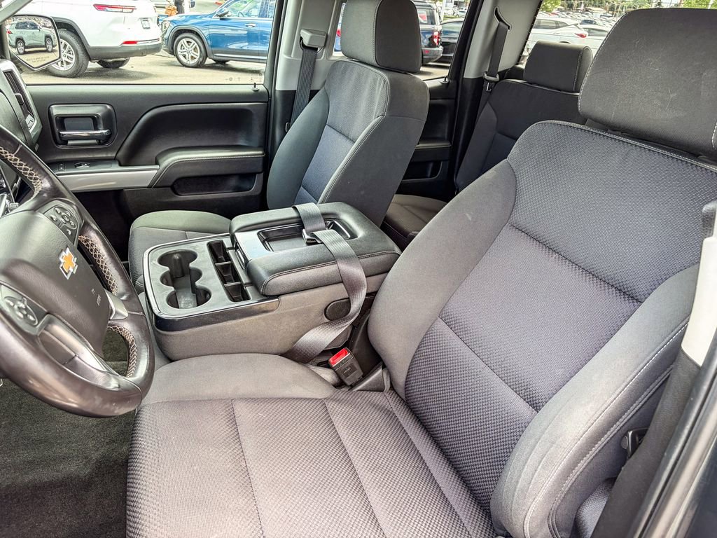 Used 2018 Chevrolet Silverado 1500 LT w/ All Star Edition AWD/4WD image 42