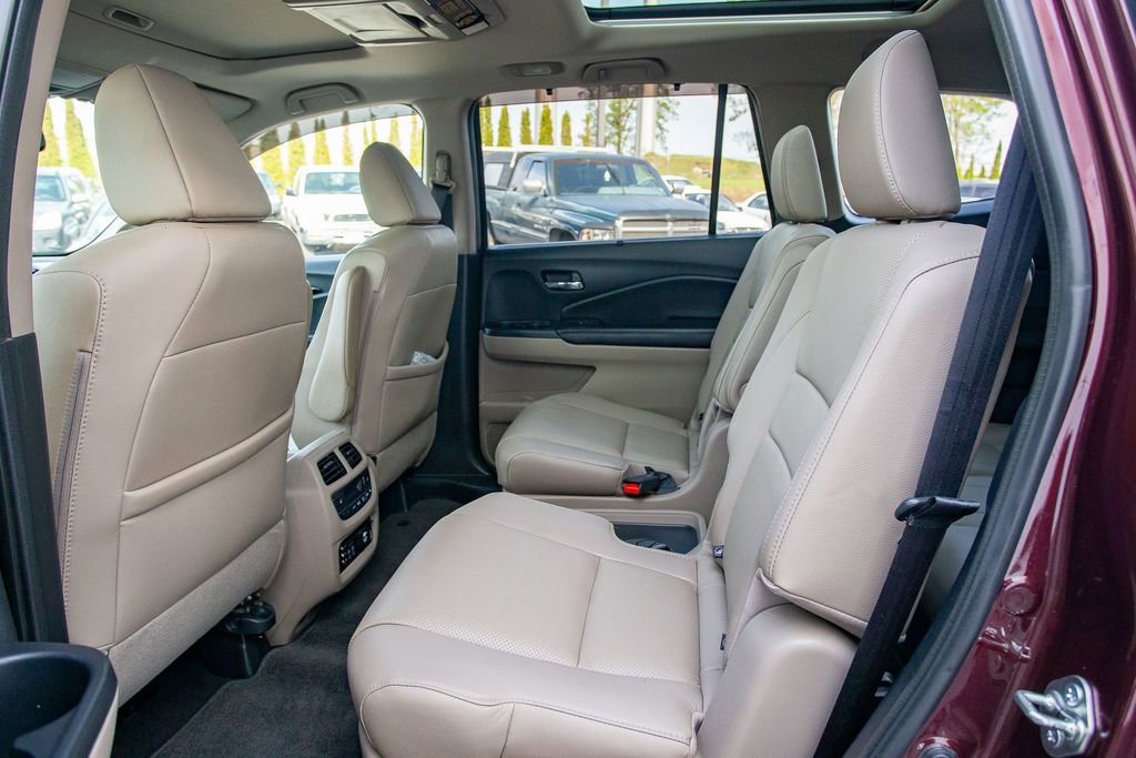 Used 2016 Honda Pilot Elite image 18