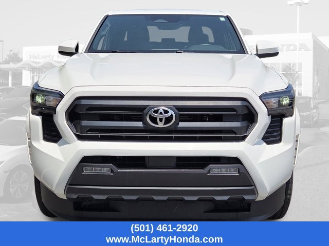 Used 2025 Toyota Tacoma SR5 AWD/4WD image 5