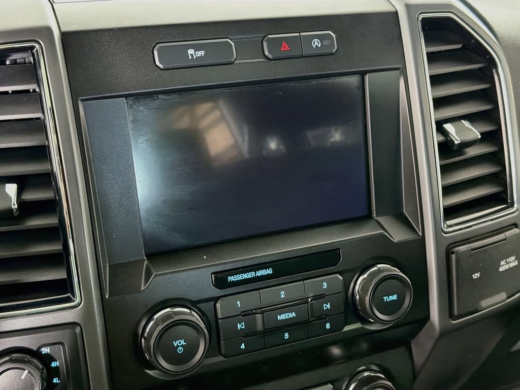 Used 2020 Ford F150 XLT w/ Equipment Group 302A Luxury AWD/4WD image 16