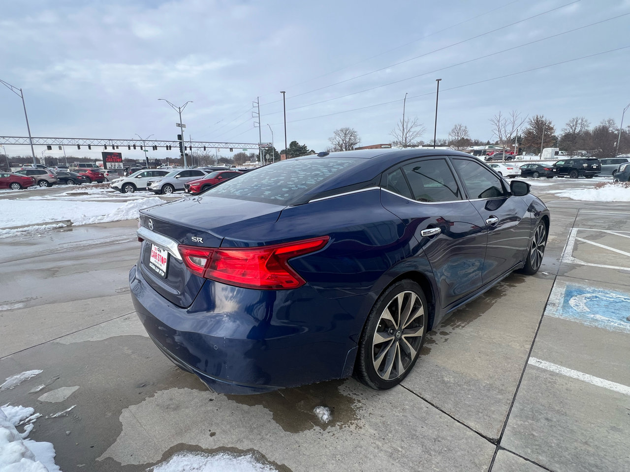 Used 2017 Nissan Maxima SR image 6