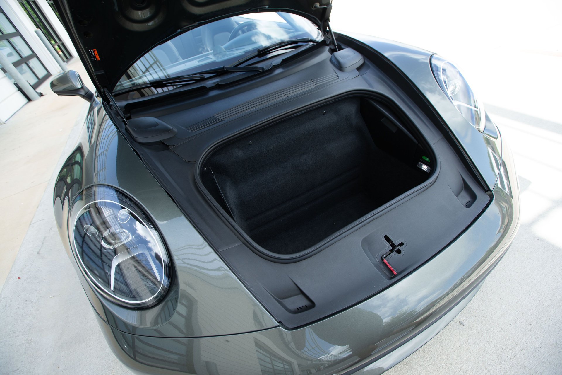 Used 2021 Porsche 911 Carrera S w/ Premium Package RWD image 37