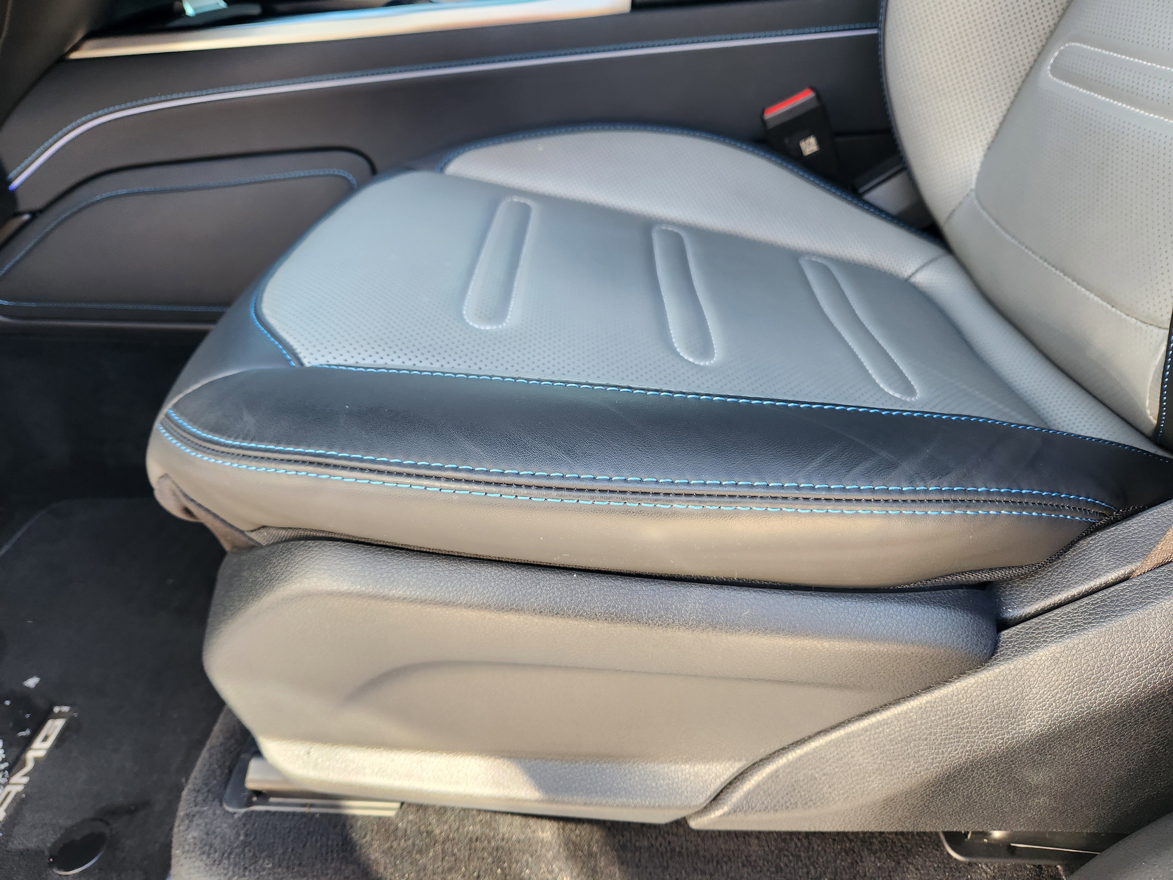 Certified 2025 Mercedes-Benz G 580 w/ EQ Technology image 23