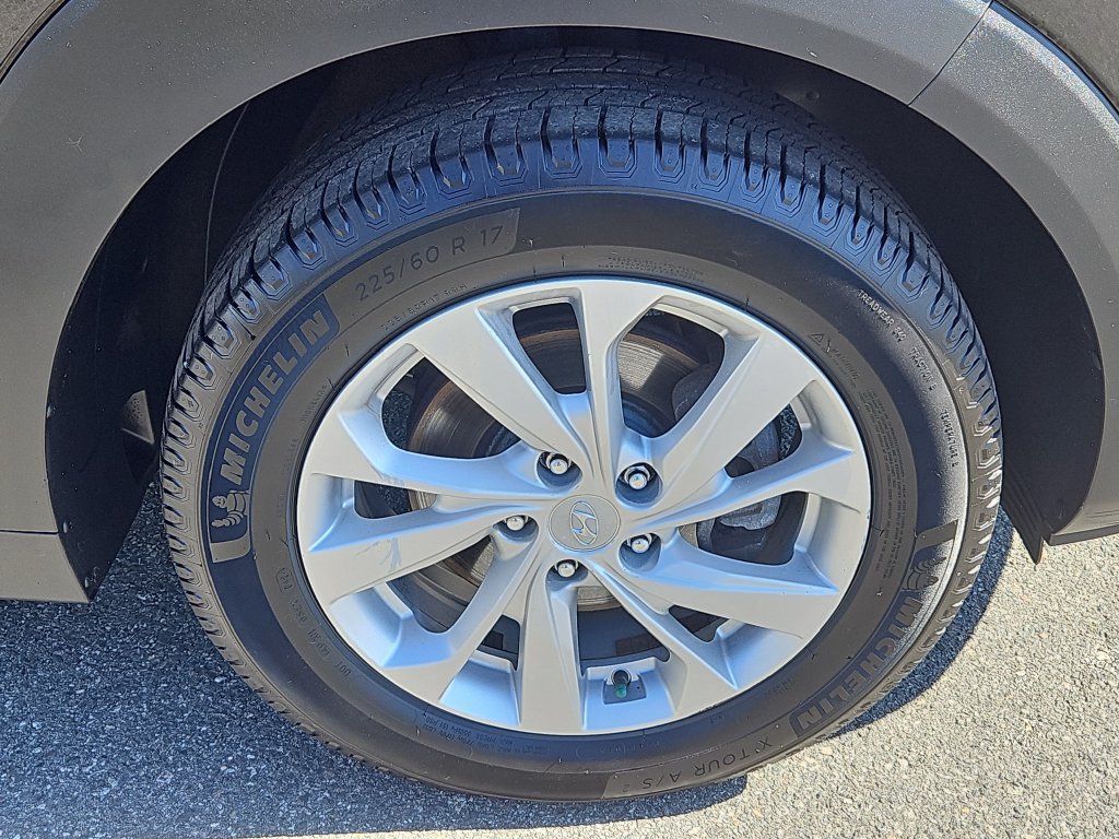Used 2019 Hyundai Tucson SE AWD/4WD image 10