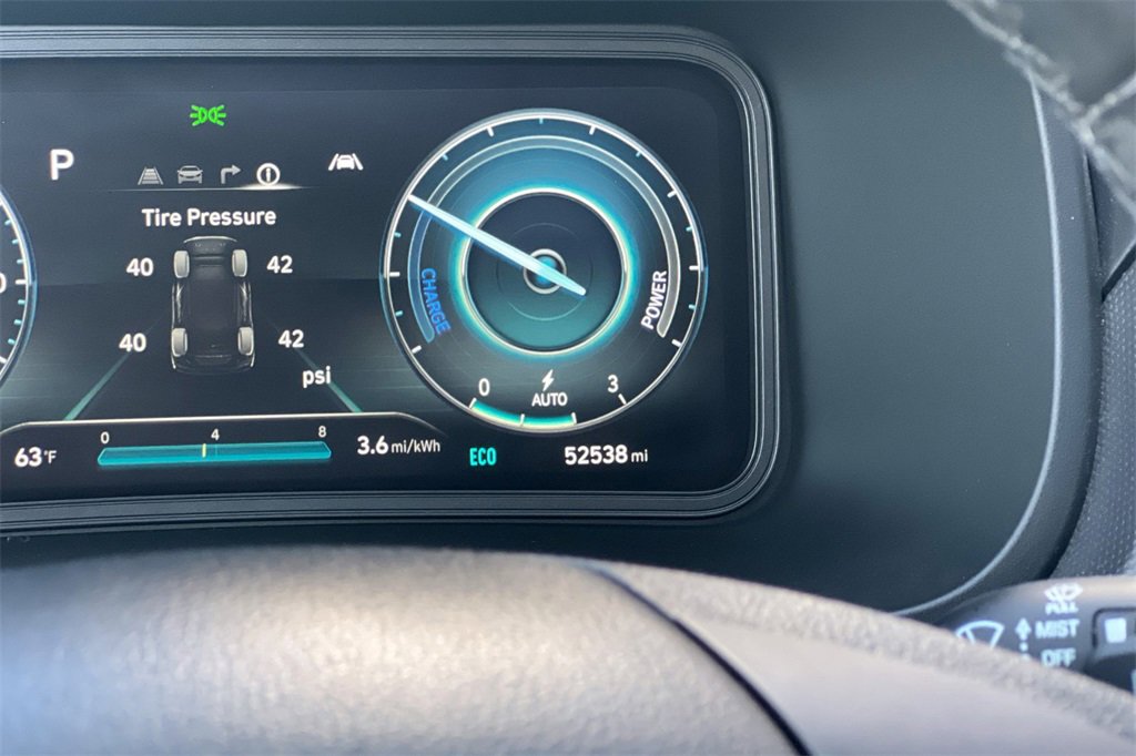 Used 2022 Hyundai Kona Limited image 29