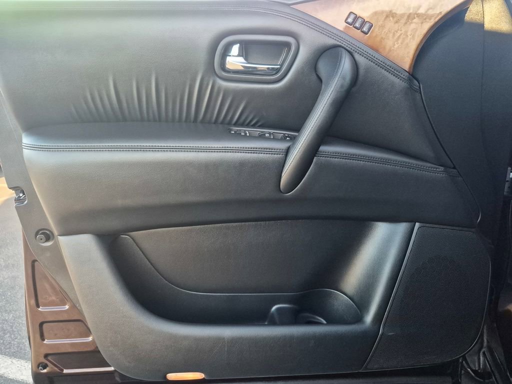 Used 2013 INFINITI QX56 2WD w/ Theater Pkg image 24