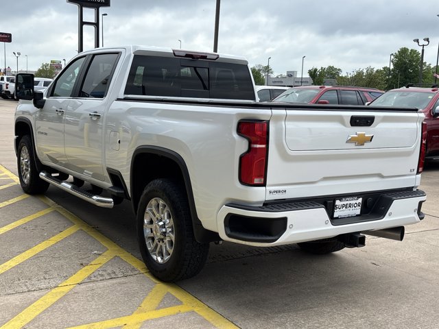 Used 2025 Chevrolet Silverado 2500 LT w/ Z71 Chrome Sport Edition image 9
