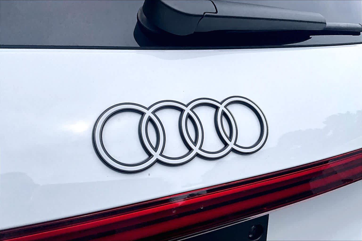 Used 2025 Audi Q5 Premium Plus w/ Premium Plus AWD/4WD image 52
