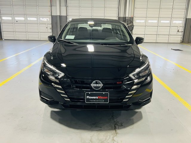 New 2025 Nissan Versa SR w/ Trunk Package image 10