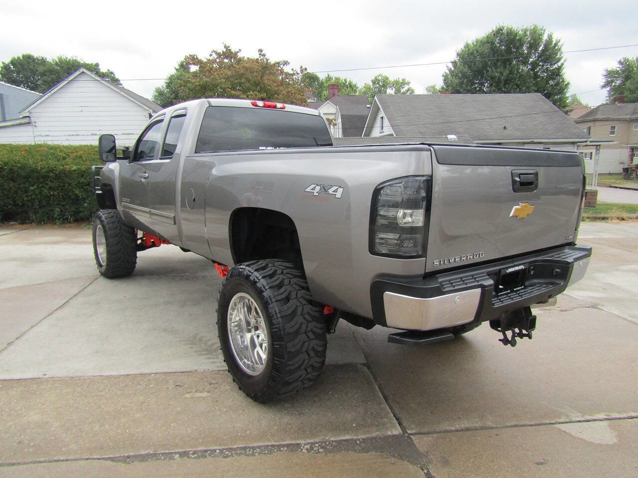 Used 2012 Chevrolet Silverado 2500 LTZ w/ LTZ Plus Package image 5