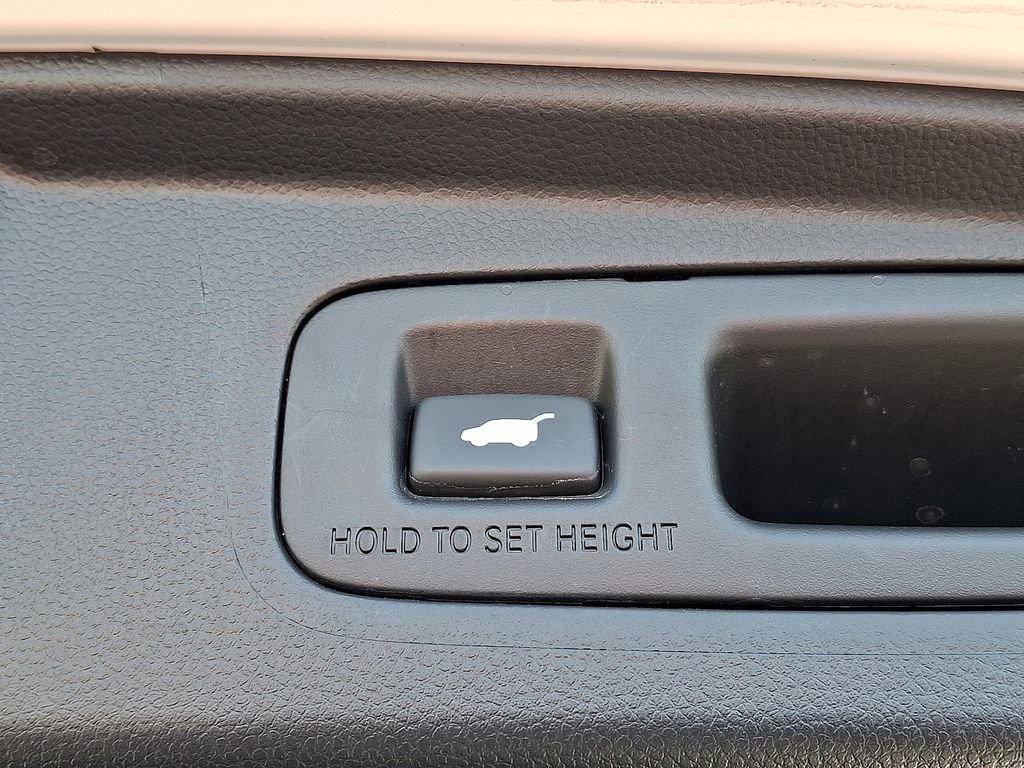 Used 2025 Honda CR-V EX-L image 31