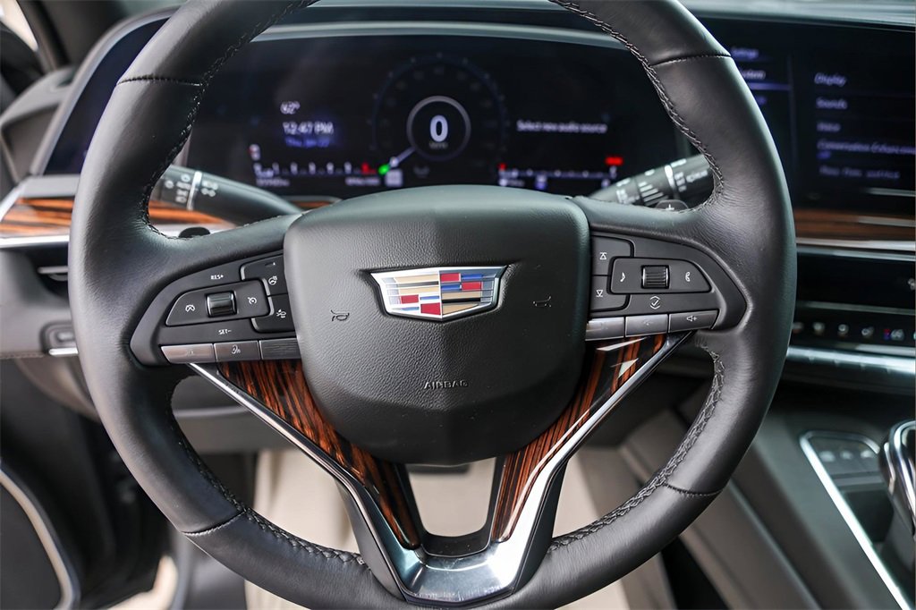 Used 2023 Cadillac Escalade Premium Luxury image 12