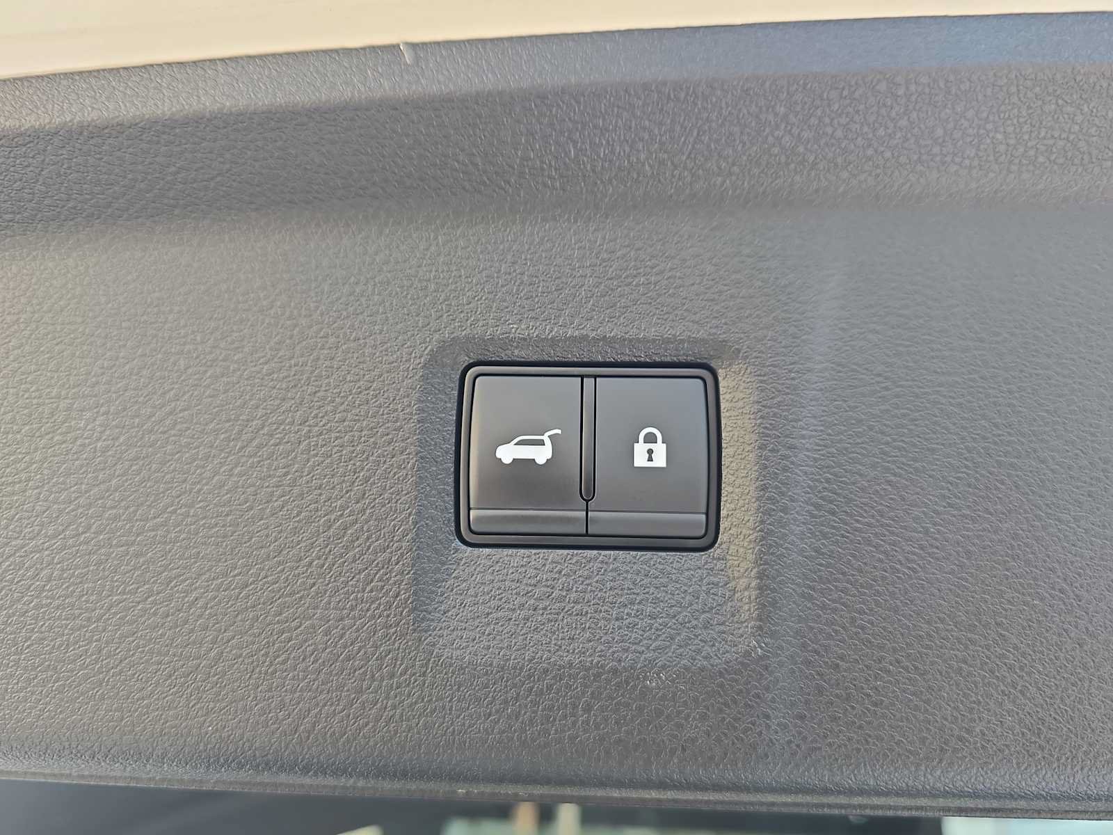Used 2025 INFINITI QX60 Sensory AWD/4WD image 29