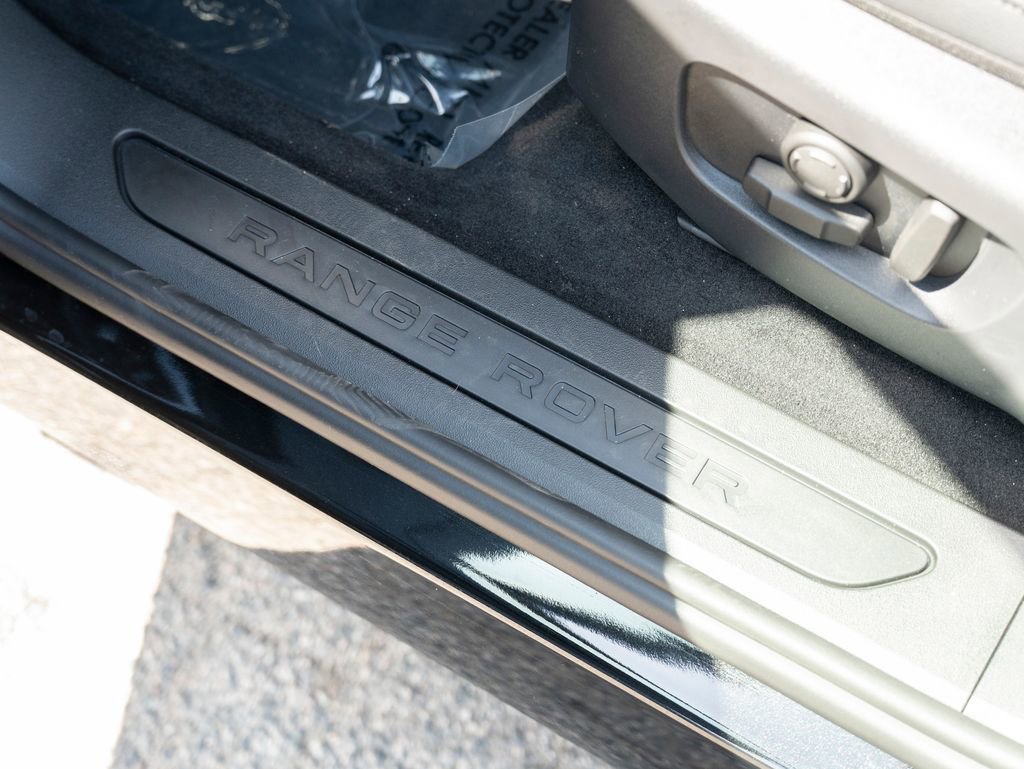 New 2026 Land Rover Range Rover Evoque S image 15