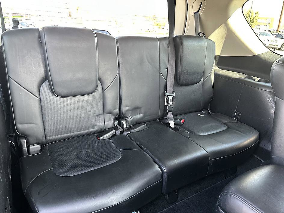 Used 2021 Nissan Armada SL w/ Captain's Chairs Package image 21