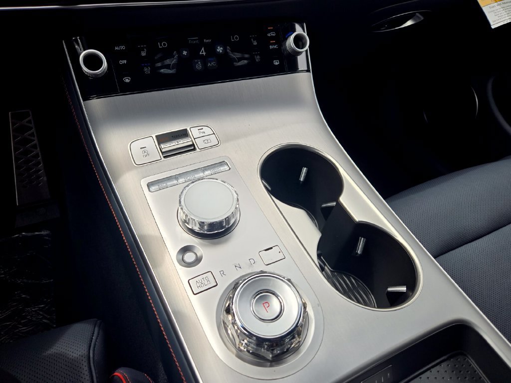 New 2027 Genesis GV70 2.5T Sport Prestige AWD/4WD image 9