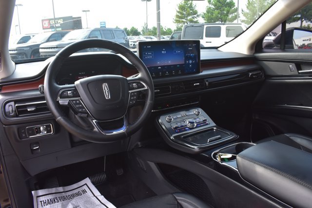 Used 2022 Lincoln Nautilus Reserve FWD image 18