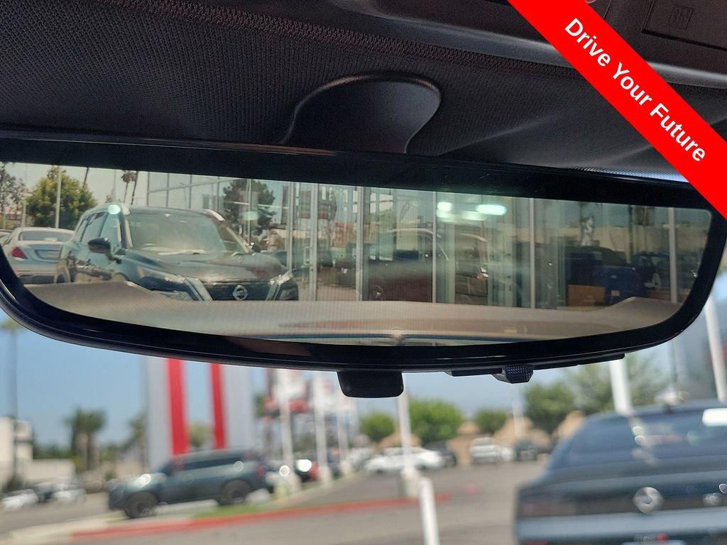 Used 2023 Chevrolet Camaro ZL1 RWD image 18