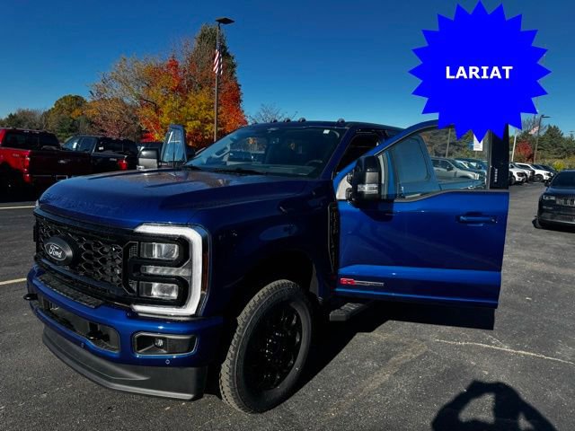 New 2026 Ford F350 Lariat w/ Black Appearance Package image 17