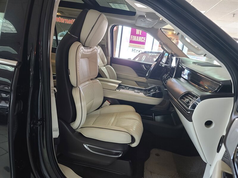 Used 2020 Lincoln Navigator L Black Label image 23