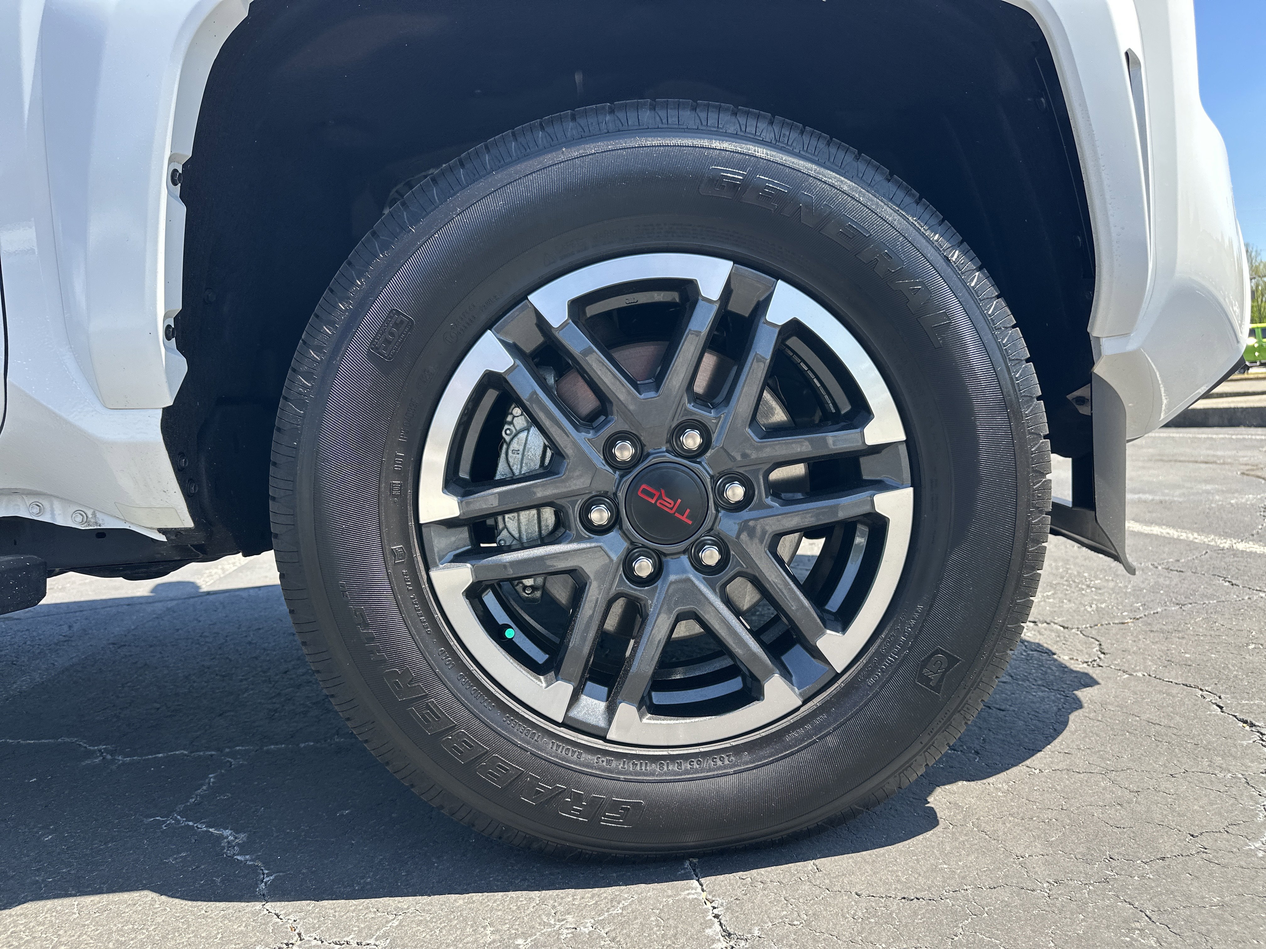 Used 2025 Toyota Tacoma TRD Sport AWD/4WD image 13