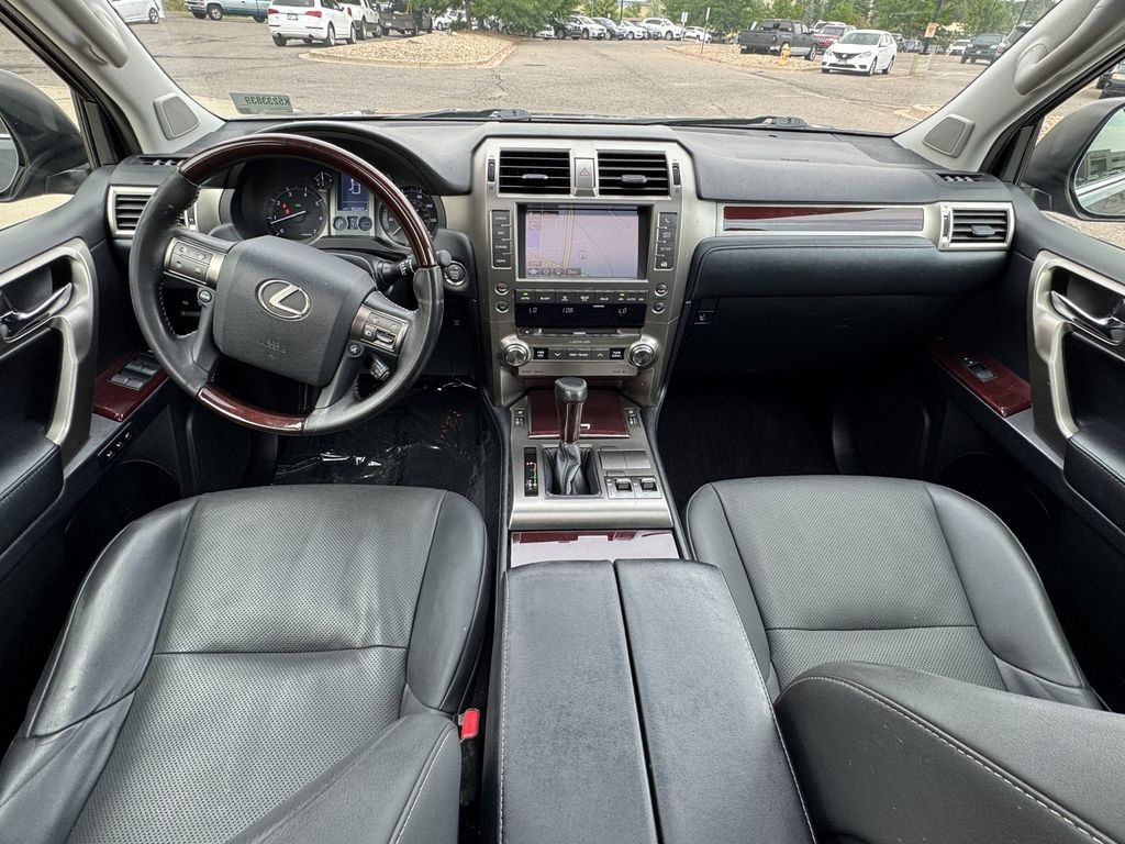 Used 2019 Lexus GX 460 Premium AWD/4WD image 33