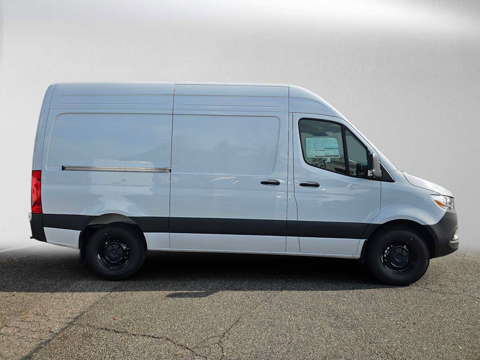 New 2026 Mercedes-Benz Sprinter 2500 image 2