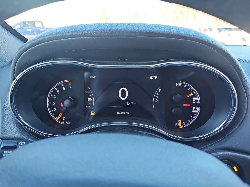 Used 2018 Jeep Grand Cherokee Limited image 23