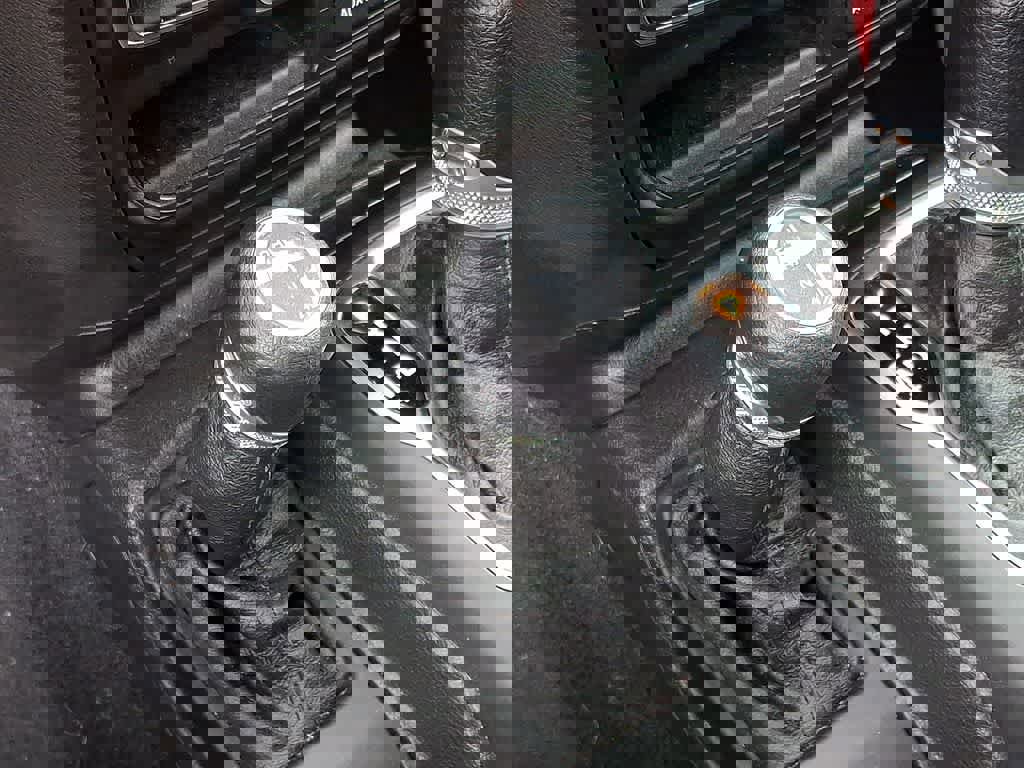 Used 2023 Jeep Wrangler Sport image 22