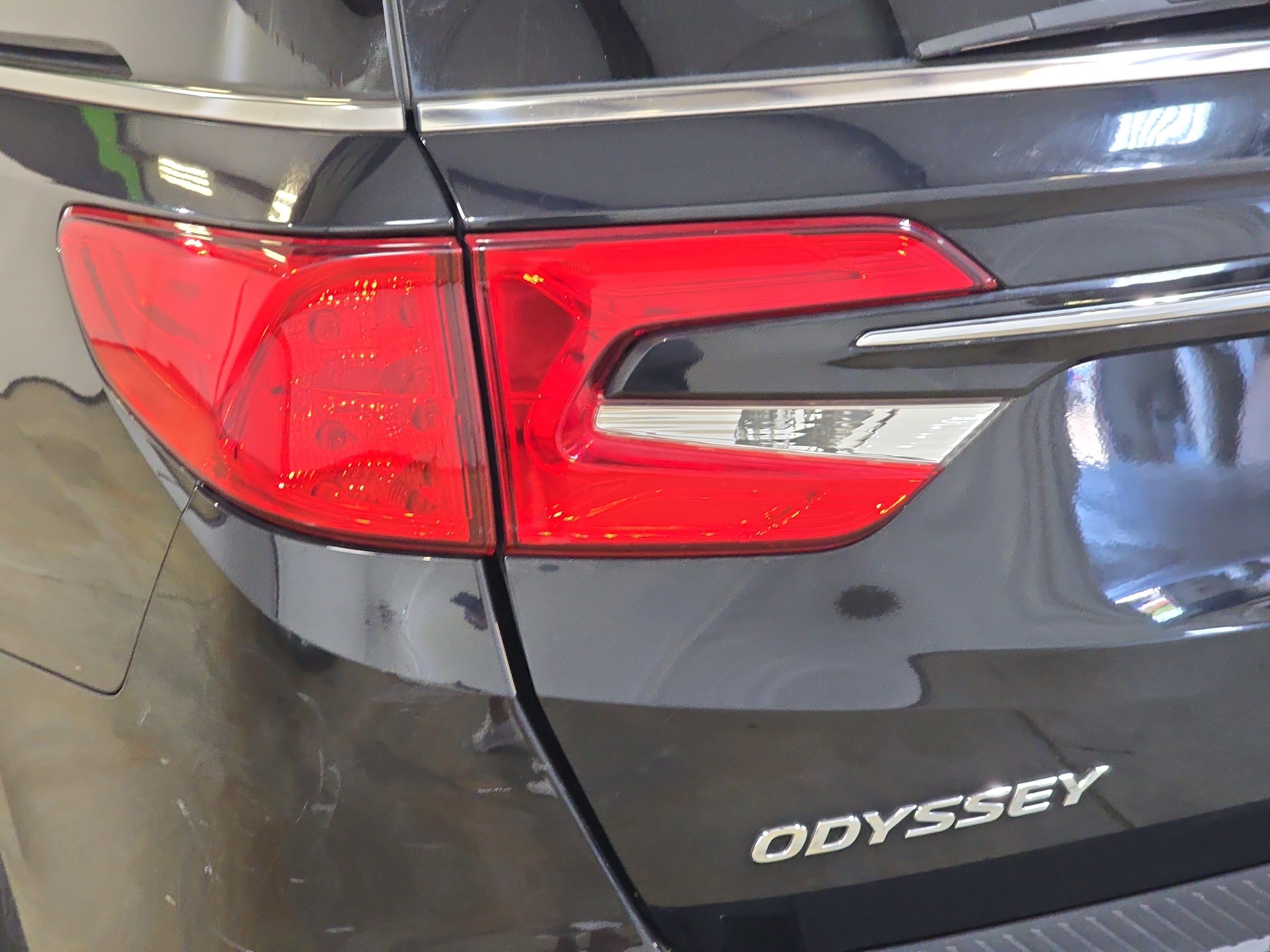 Used 2022 Honda Odyssey EX-L image 11