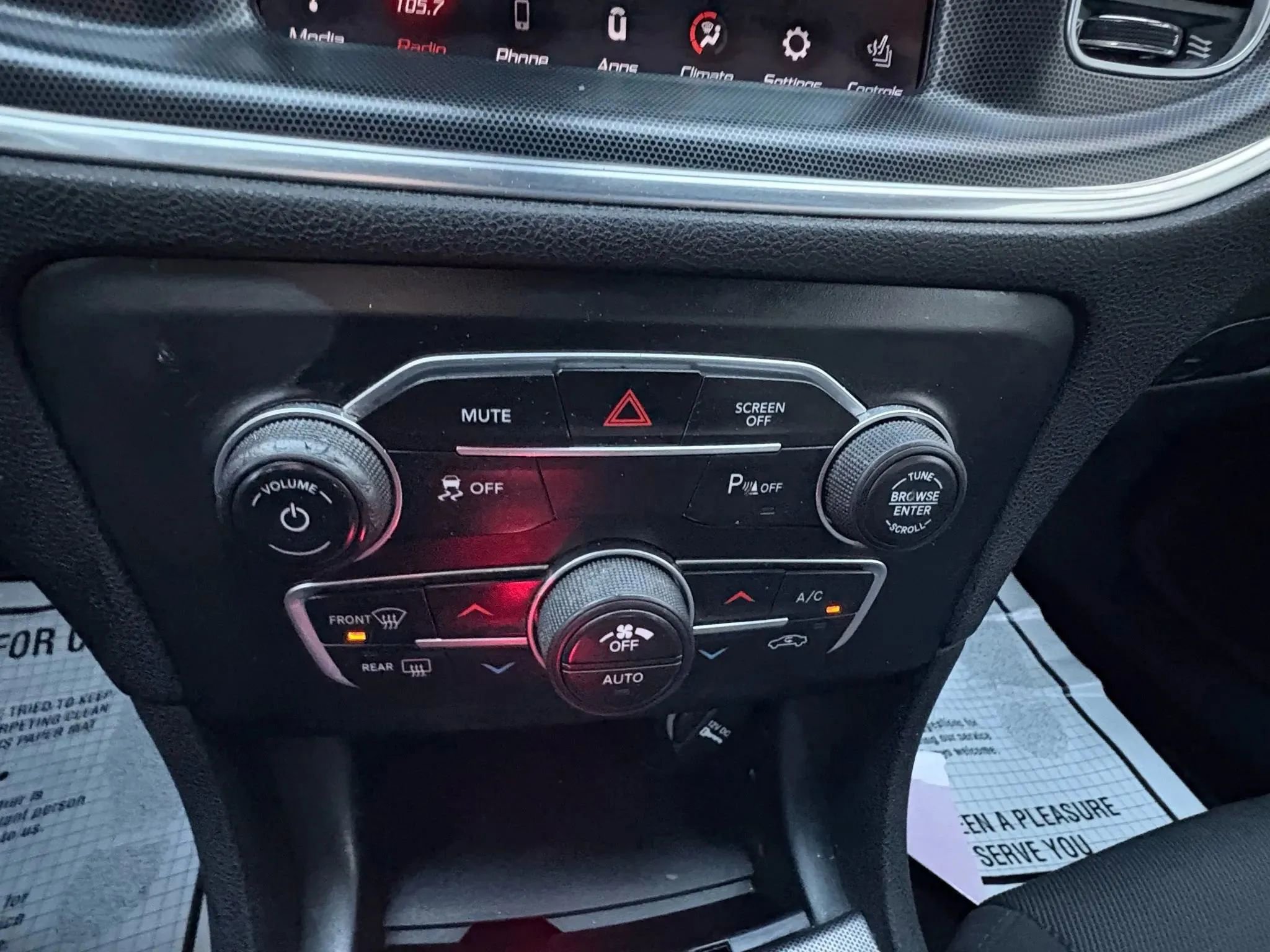 Used 2018 Dodge Charger SXT Plus RWD image 9