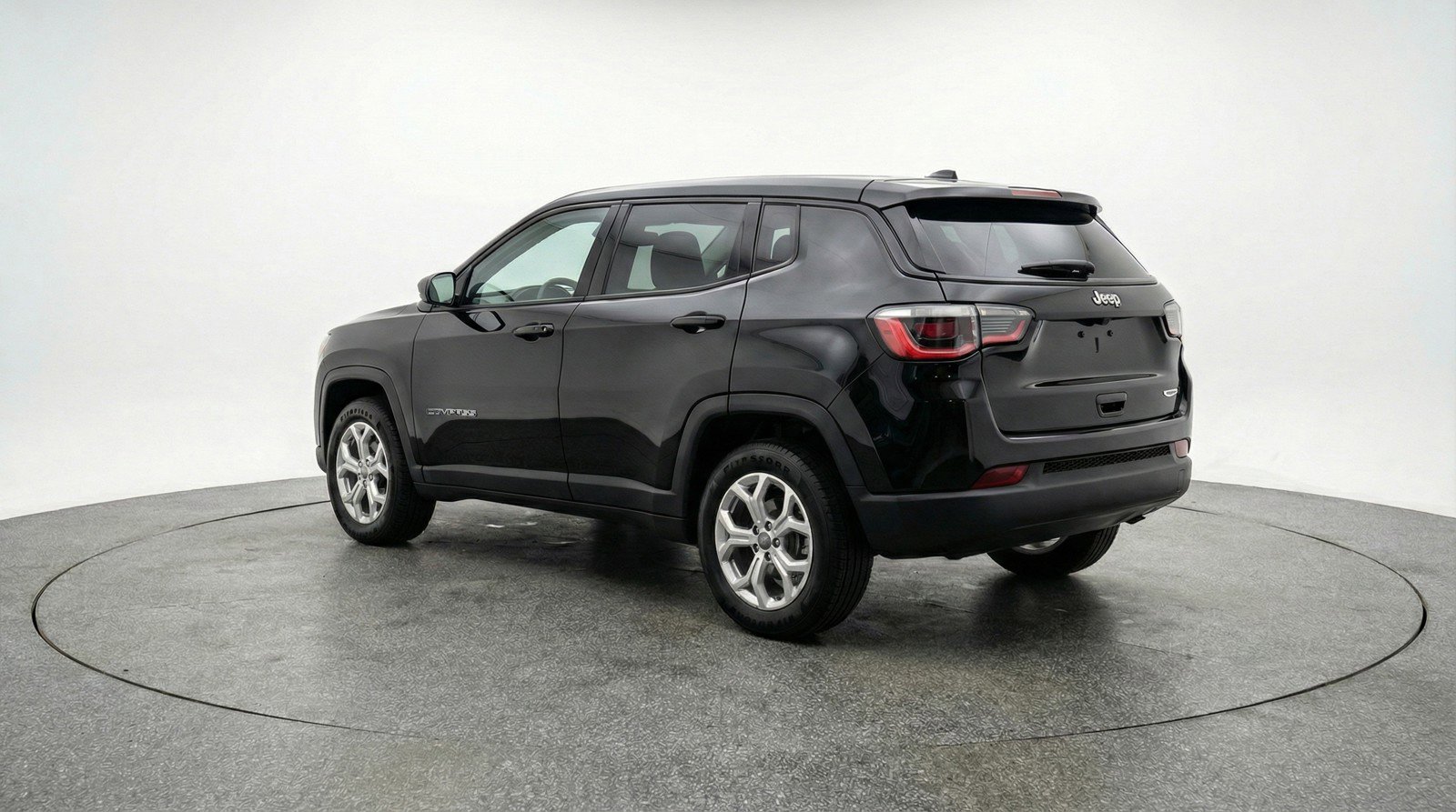 Used 2025 Jeep Compass Latitude image 6