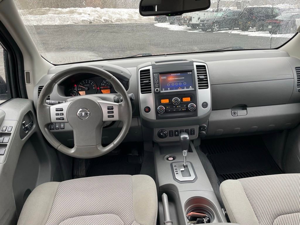 Used 2020 Nissan Frontier SV AWD/4WD image 10