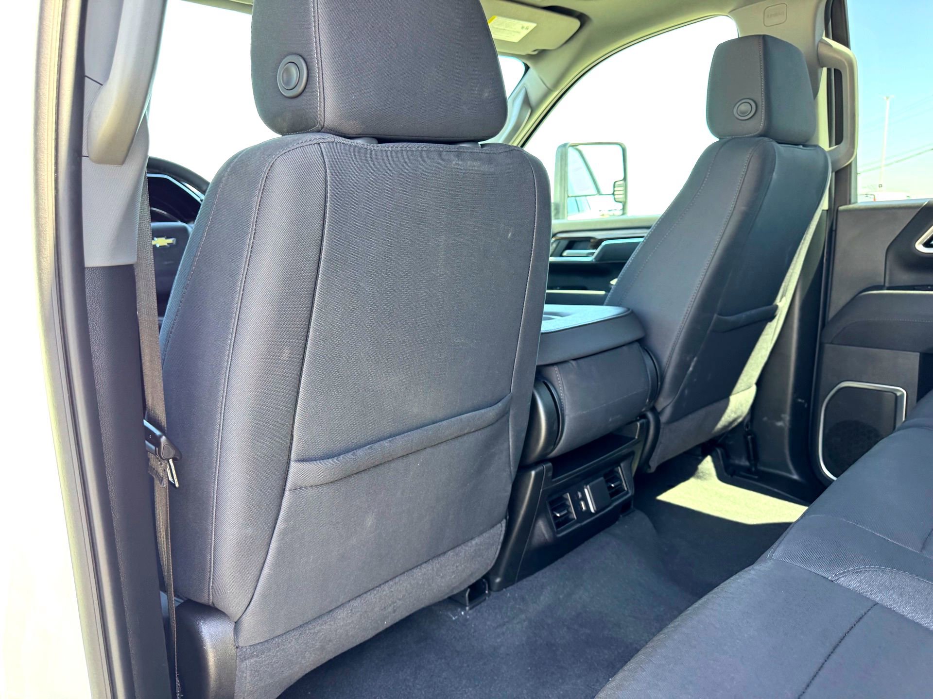 Used 2025 Chevrolet Silverado 2500 LT w/ Convenience Package AWD/4WD image 18