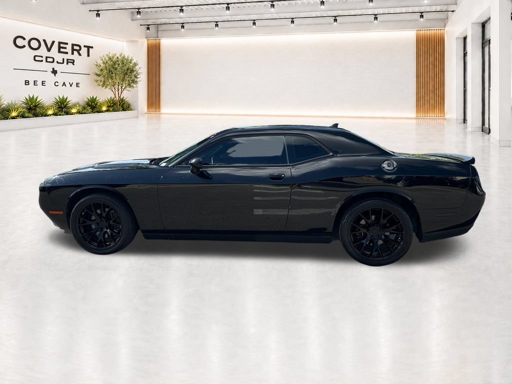Used 2015 Dodge Challenger R/T Plus RWD image 6