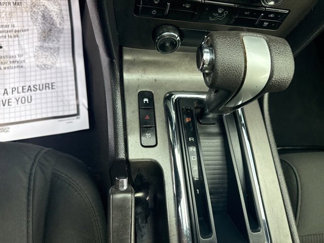 Used 2010 Ford Mustang GT Premium image 16