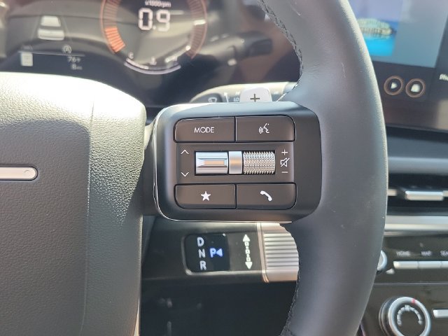 New 2026 Hyundai Santa Fe SE FWD image 8