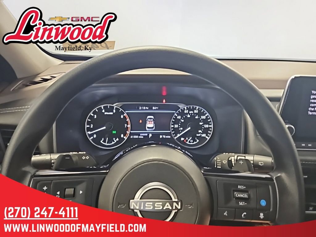 Used 2023 Nissan Rogue SV image 21