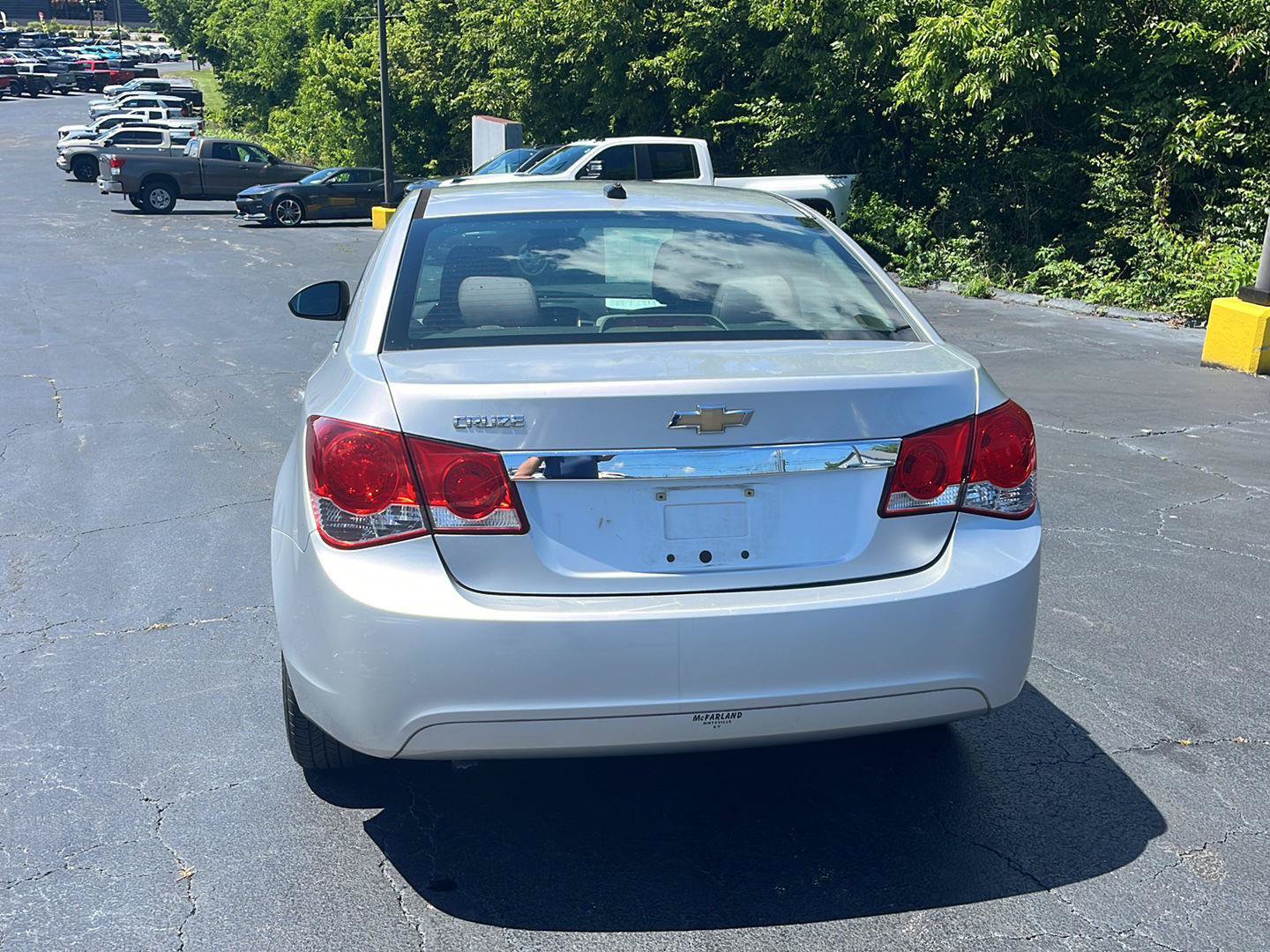 Used 2012 Chevrolet Cruze LS FWD image 4