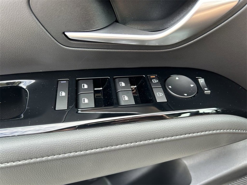 New 2025 Hyundai Tucson Limited image 21