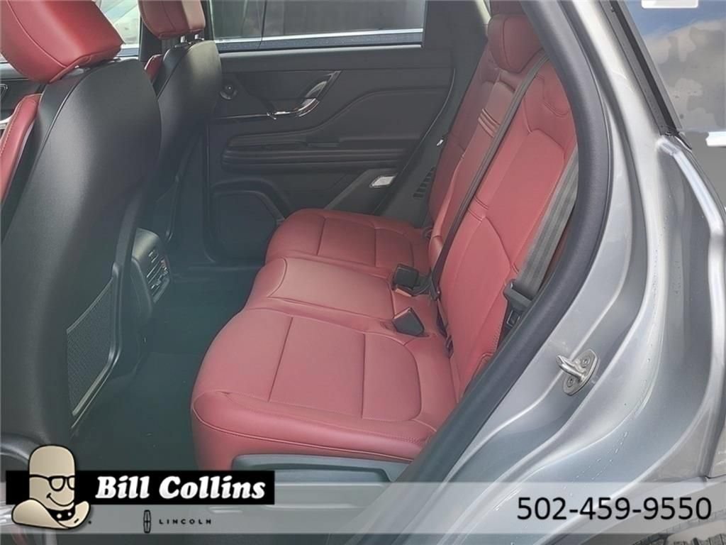 New 2024 Lincoln Corsair Reserve FWD image 25