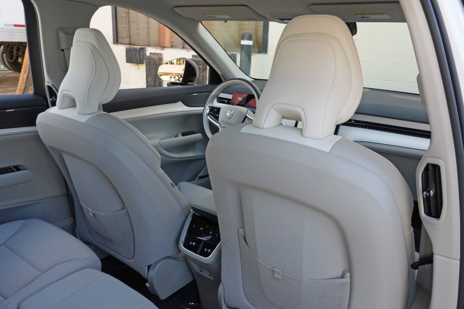Used 2025 Volvo EX90 Plus AWD/4WD image 35