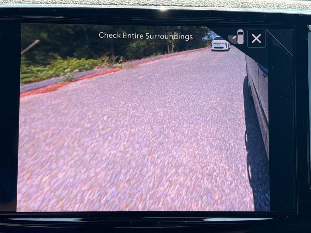 New 2027 Chrysler Pacifica Select FWD image 42